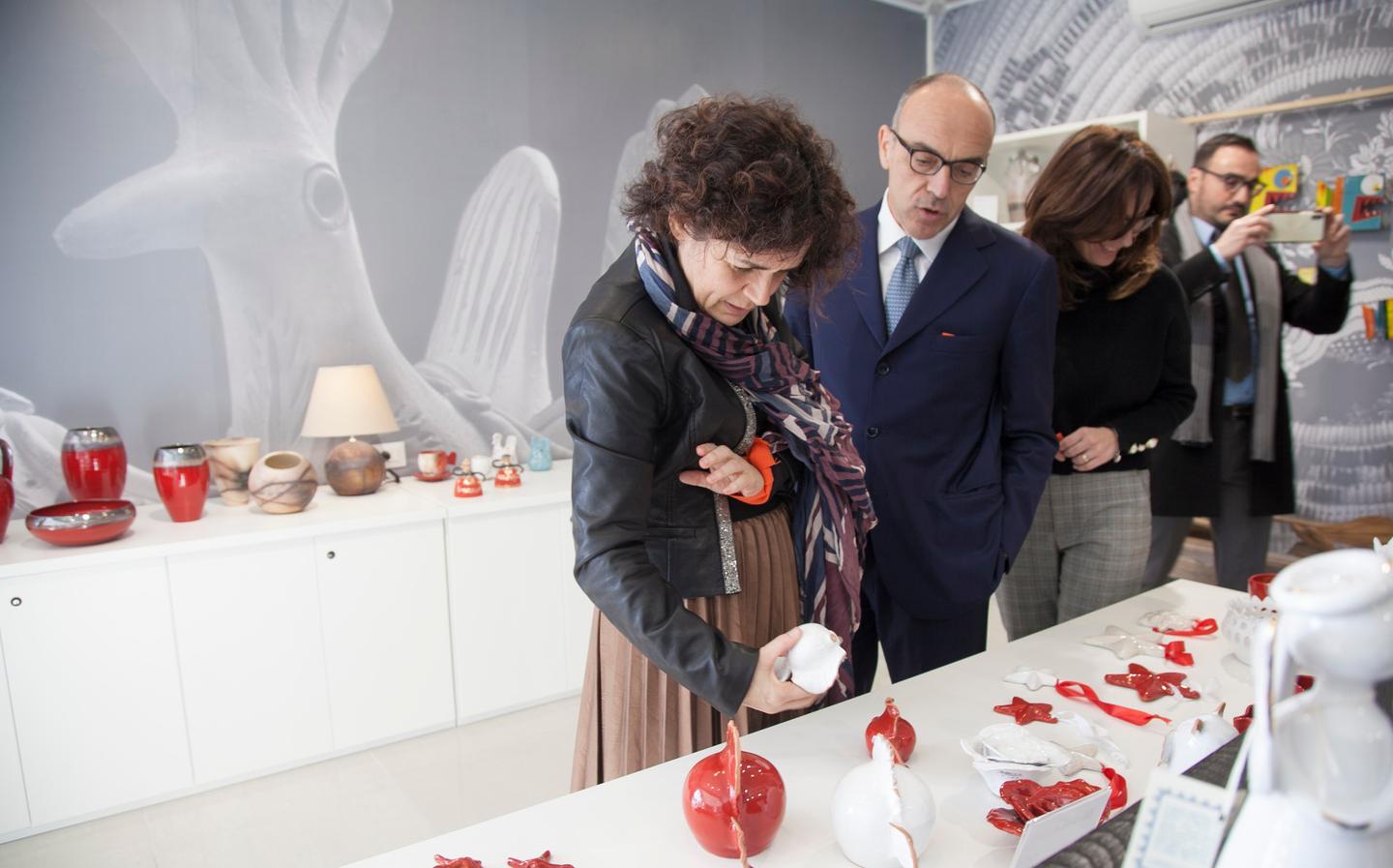 Isola, l’artigianato sardo prende casa in aeroporto 