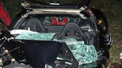 Salgono in Ferrari, poi lo schiantodue morti tra Saturnia e Manciano