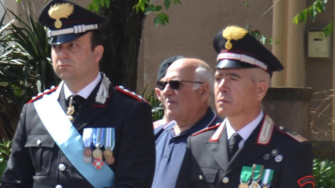 Il Comune premia i carabinieri 