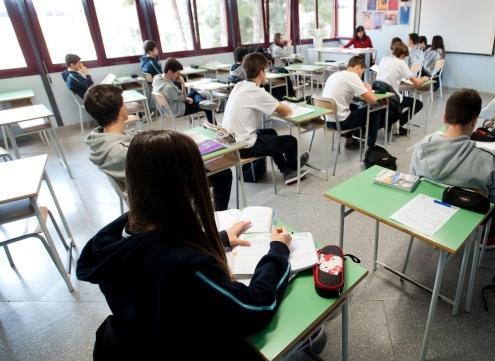 Sala Tricolore dichiara guerra all’abbandono scolastico 