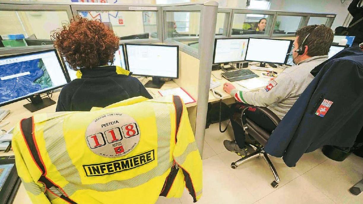 Paziente muore in ambulanza, accuse al medico del 118: dieci persone indagate