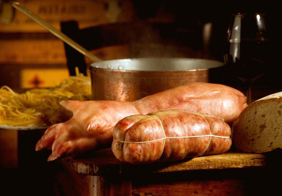 Storie &amp; sapori/ Zampone e cotechino di Modena da sempre le star del Natale 