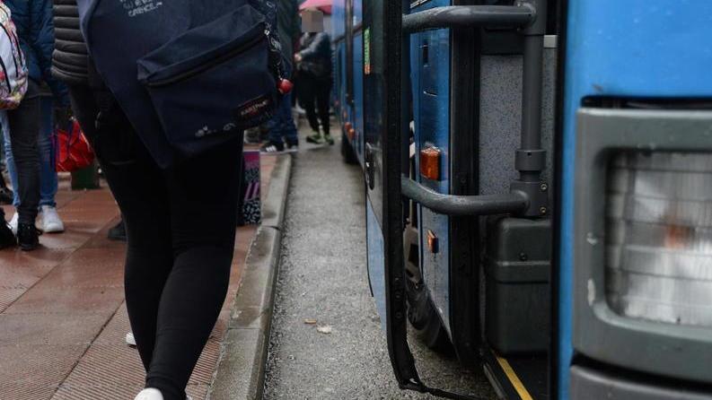 «La Ctt deve risolvere il sovraffollamento sui bus degli studenti»