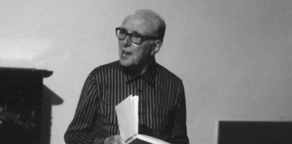 «Criticare la statua significa processare la poesia di Massa» 