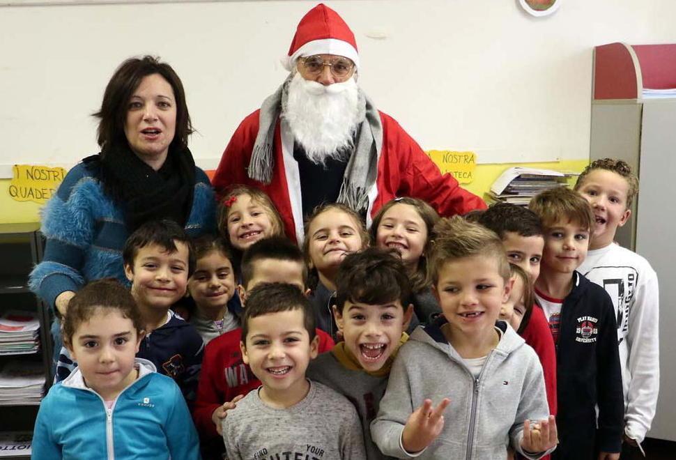 Babbo Natale in visita alla scuola Menconi