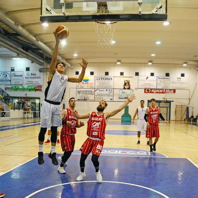 Rossoblù a caccia di punti aspettano la Mamy Oleggio 