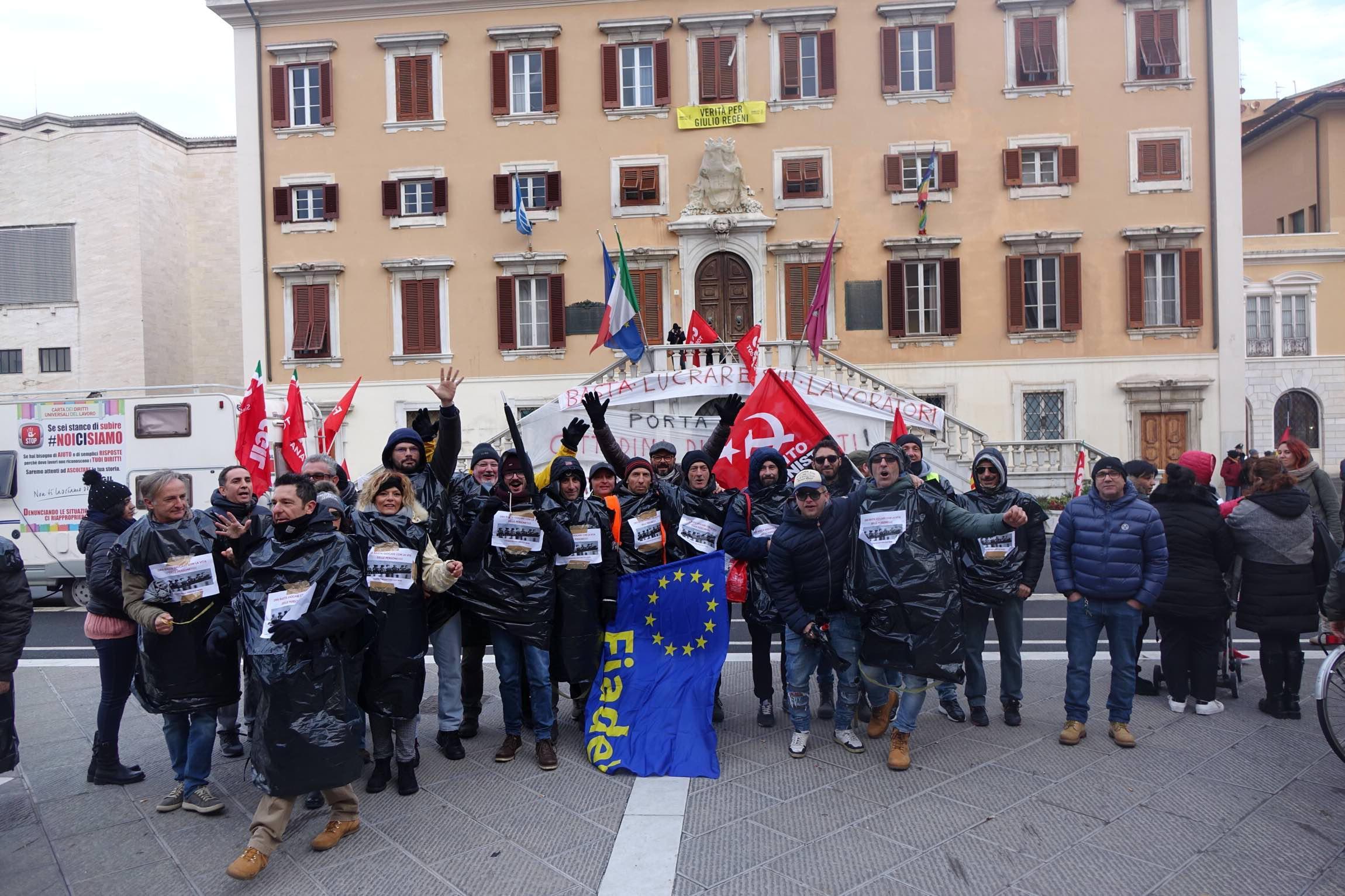 Dipendente critica Aamps su Fb: gli arriva subito la contestazione 