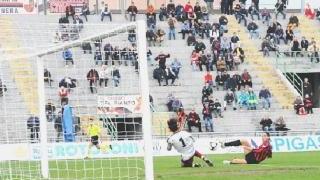 Scandurra in azione a sinistra l’ultimo gol del panzer