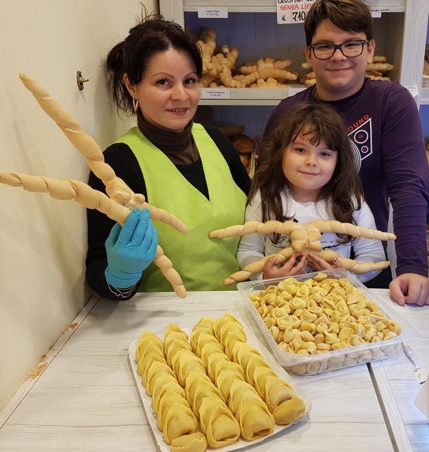 Natale, aumentano i consumi Più spesa per la tavola e i fiori