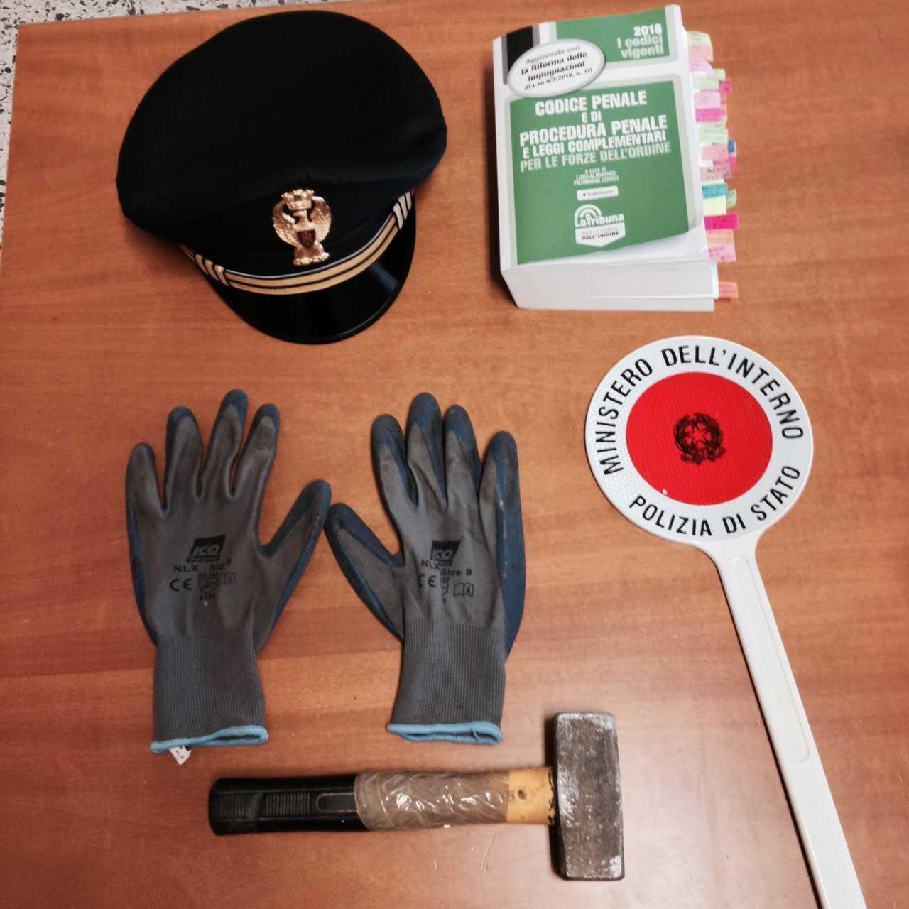 Arrestato pregiudicato che stava forzando l'ingresso di una panetteria 