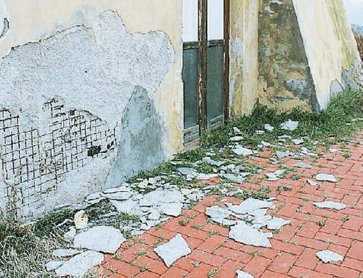 L'intonaco del casale