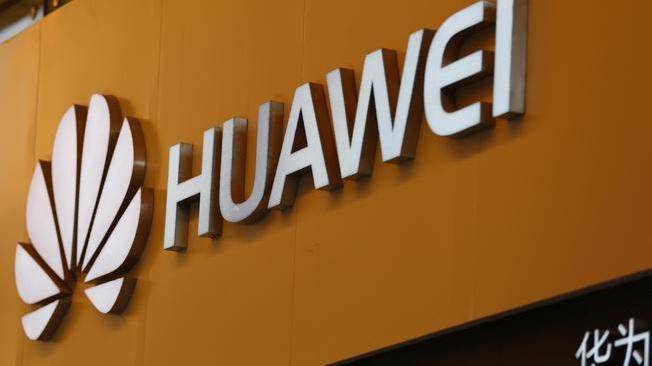 Trump vuole lo stop ai prodotti Huawei e Zte negli Usa 