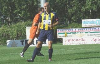 A secco il bomber del Real Castelnuovo Edoardo Micchi