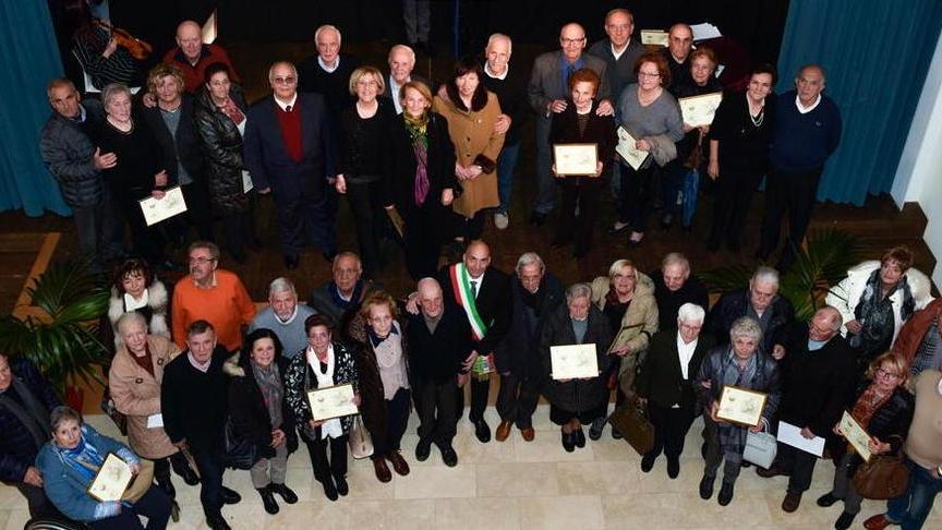 Il Comune premia le coppie di sposi che sfidano il tempo