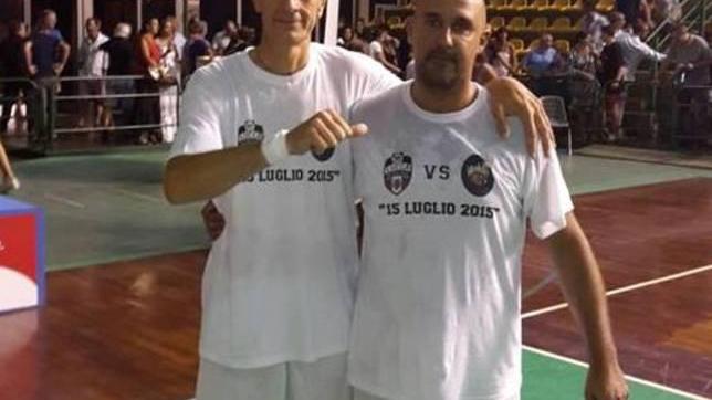 Petri torna in campo a 60 anni per battere un altro record