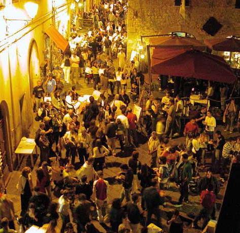 Gastronomia e in alto i calici per il Capodanno a Suvereto 