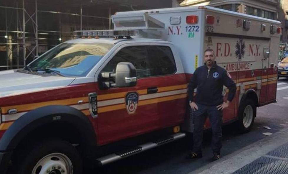 Un infermiere versiliese a lezione sulle ambulanze di New York