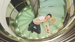 <strong>NOMADE DELLA CUCINA. </strong>Simone Rugiati è giovanissimo e già famoso