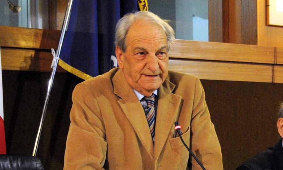 «Il sindaco ci ripensi e sospenda la decisione Il podestà fu dannoso»
