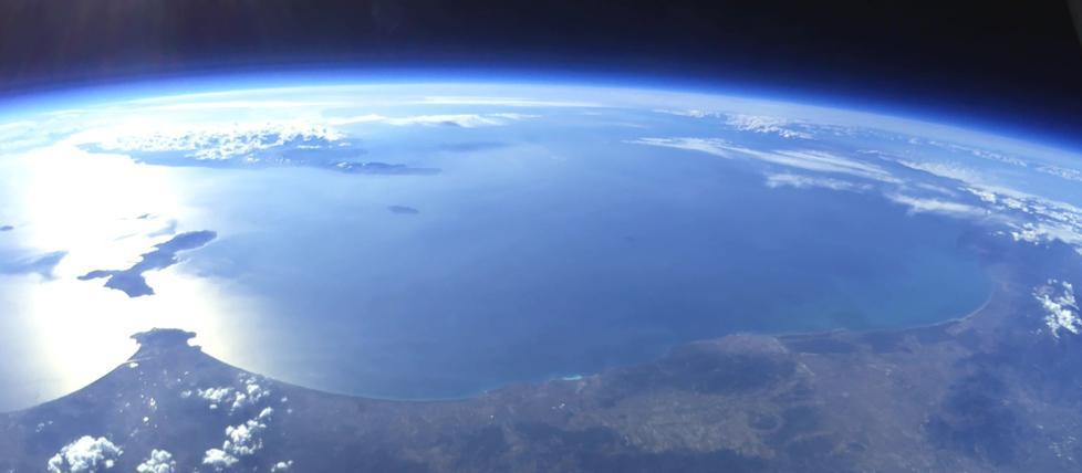 La costa come si vede da quota 30 chilometri