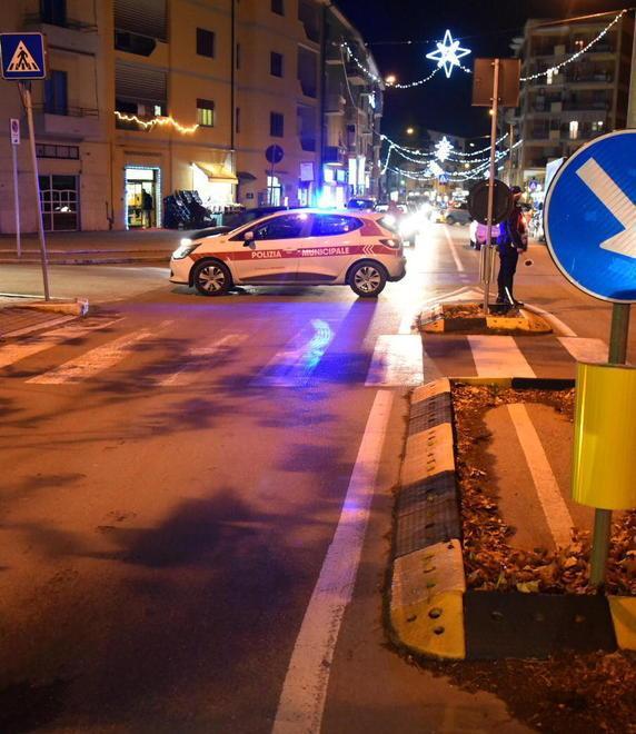Travolta sulle strisce in via Giusti è ancora in prognosi riservata 