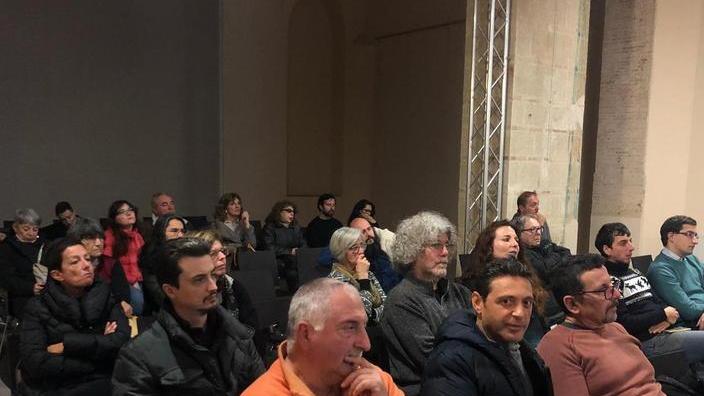 Ma i residenti protestano per Picchetto e strisce blu