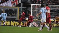 Livorno, vittoria al fotofinishCandreva trascina tutti FOTO
