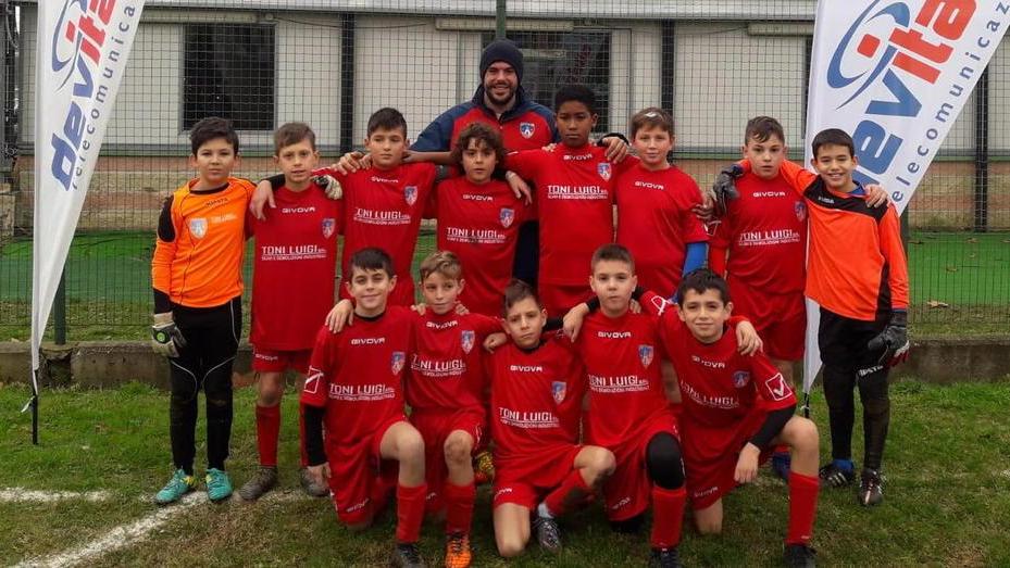 I Pulcini 2008 del Pisa Ovest vincono il trofeo Devitalia