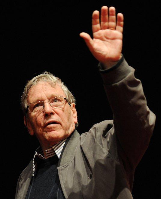 Il mondo piange Amos Oz narratore e uomo del dialogo 