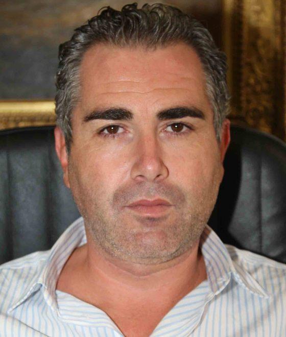 Stalking, l’ex marito non parla davanti al gip