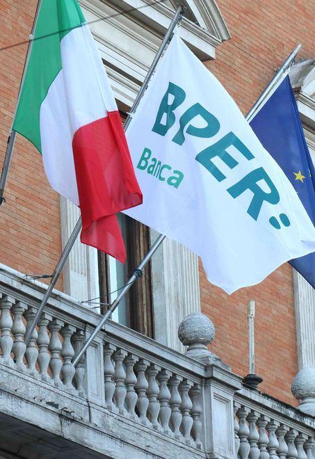 Bper chiude undici sportelli CariCento entra nel gruppo Bps