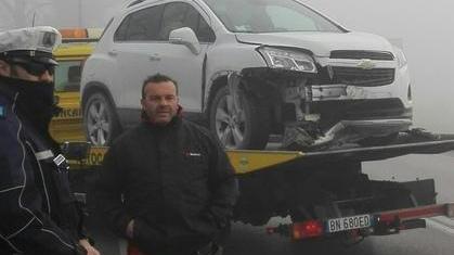 Scontro frontale in rotatoria