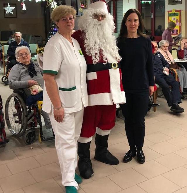Auguri agli anziani della Casa protetta