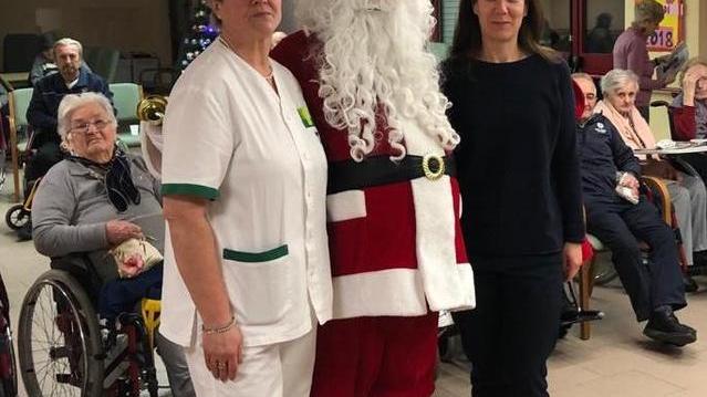 Auguri agli anziani della Casa protetta