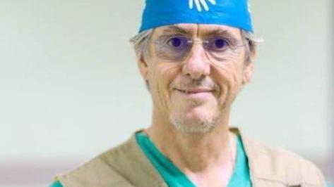 Il medico che opera i bimbi della Palestina