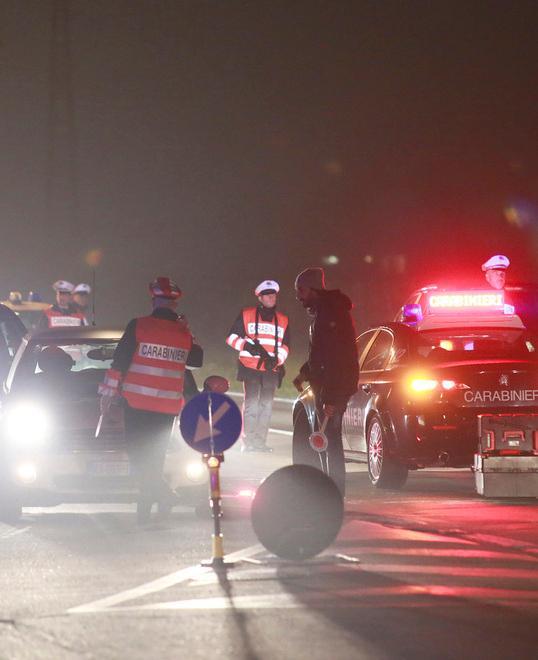 Controlli a tappeto in armerie e nei locali 