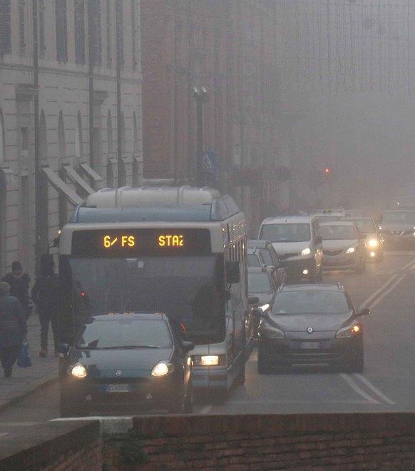 Fine anno con allerta smog Il Comune: Capodanno salvo 