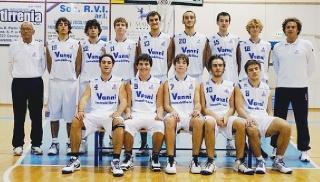 La squadra degli under 19 del Basket Cecina ko di un punto