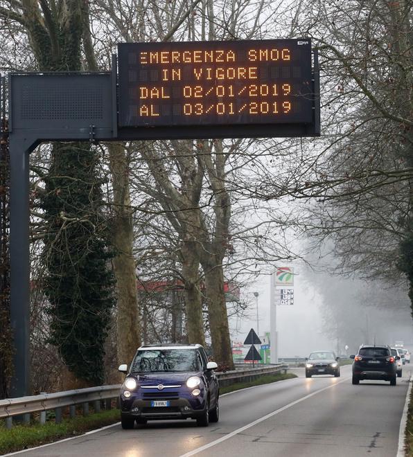 Due giorni di blocco del traffico, stop Euro 4 a Ferrara e Cento 