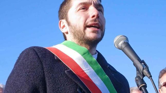 «Vuole trasformare le primarie in una guerra fratricida nel Pd»