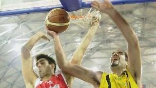 <strong>STOP </strong>Matteo Canavesi si è fermato per una contusione alla coscia Sotto: coach Garelli