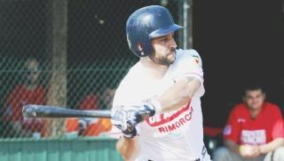 <strong>BATTITORE.</strong> Roberto Toniazzi, 34 anni