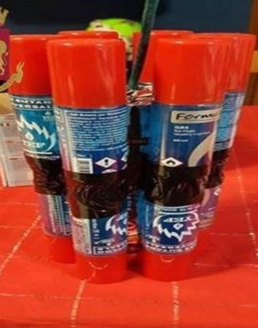 Botto artigianale costruito da un giovane Scoperto dalla Digos 