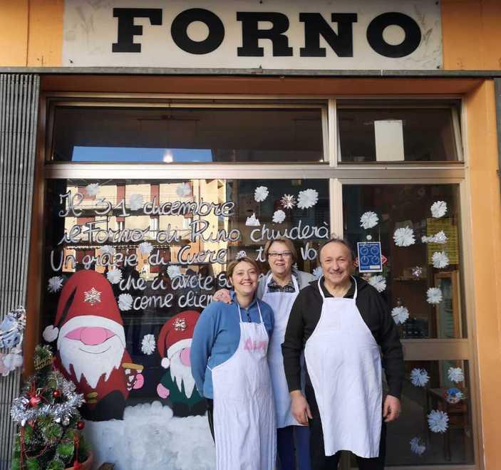 Rino Ruffini davanti al forno a Vetto che ha condotto per oltre 40 anni