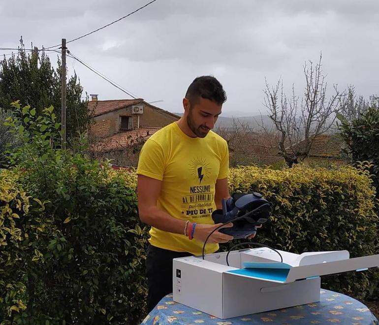 Inventa un visore virtuale per far allenare i tennisti 