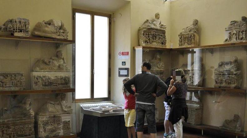 Al Guarnacci restauro dei mosaici romani grazie ai tedeschi