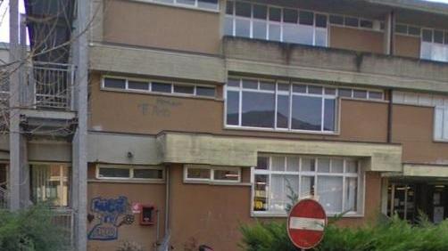 Il solaio è lesionato cantieri aperti nella scuola Tabarrani