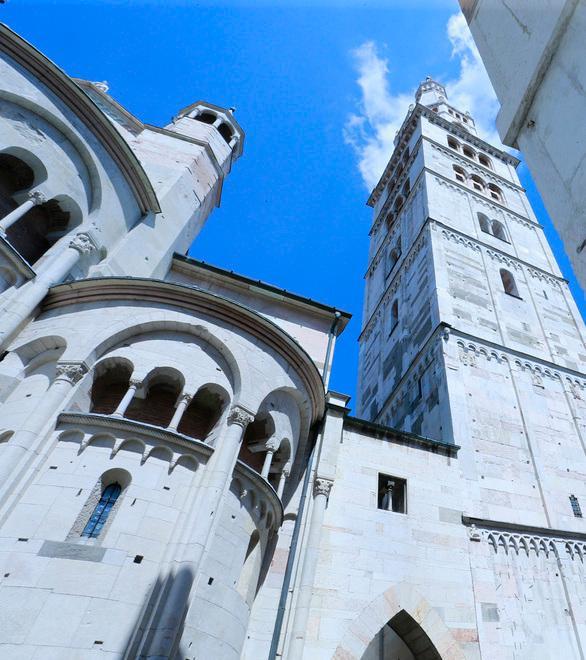 Ghirlandina, 2700 visitatori 
