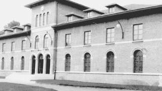 Una foto del teatro Solvay che anche per la stagione 2009-2010 non offrirà un cartellone ai cittadini