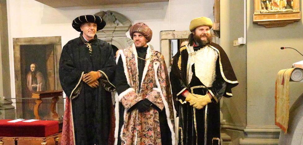 Befana e Re Magi tra dolci, castagne e il teatro dei Mirpò 
